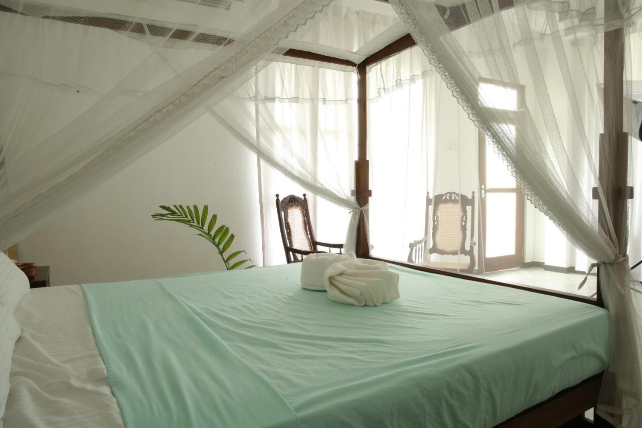 Pitaya Hotel Weligama Buitenkant foto